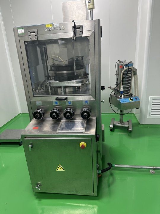 转让6成新二手高速压片机型号：GZP-40