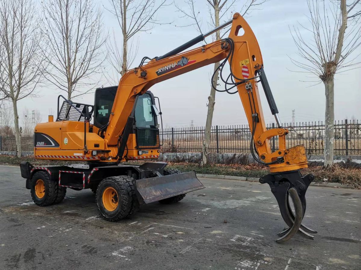 20年犀牛85 二手轮式抓木机夹木机 抓废铁 抓棉花 抓毛竹 抓甘蔗