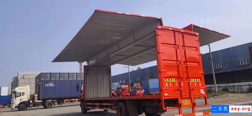 转让飞翼箱改装厢式货车改装