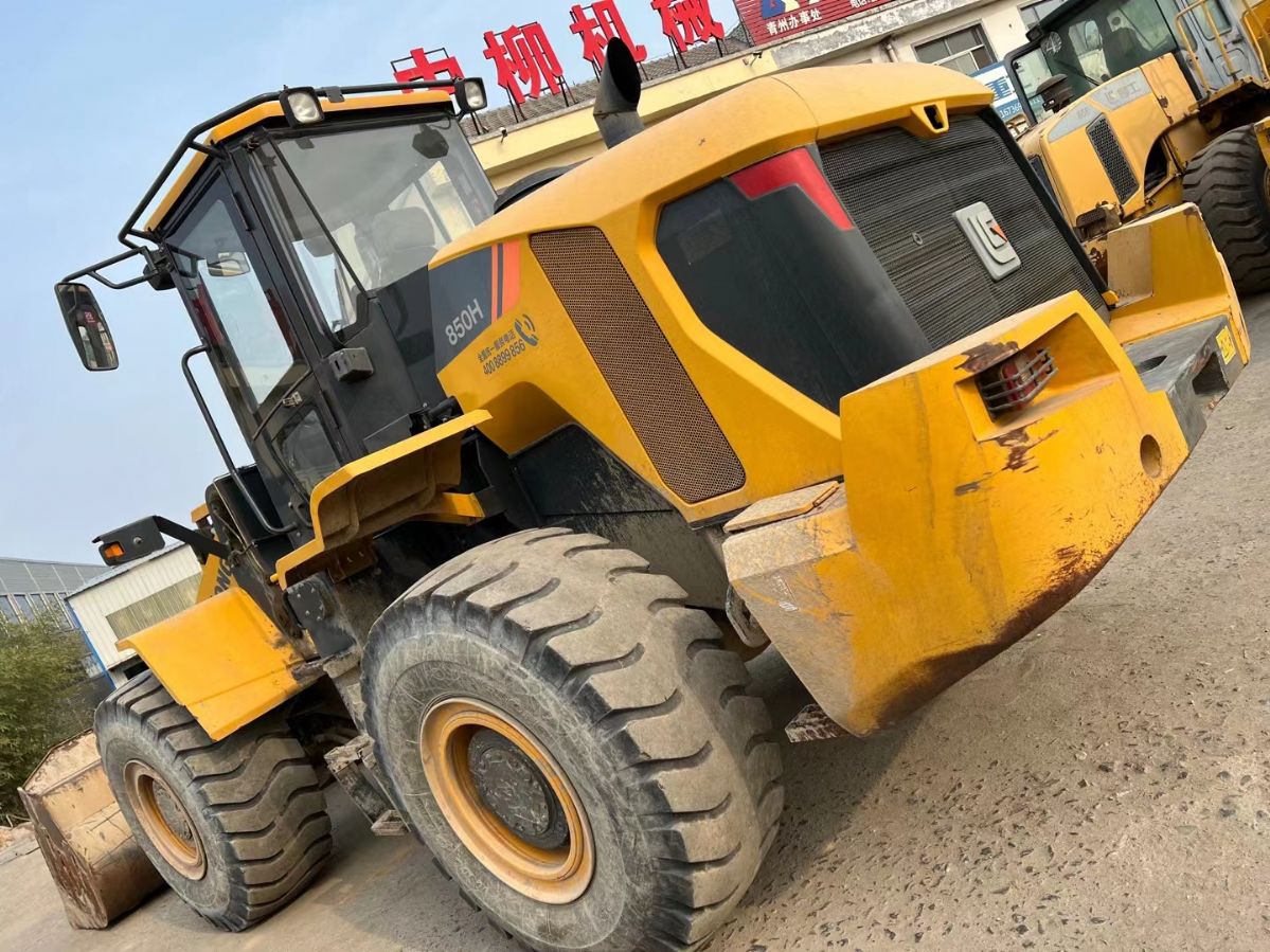 飞流直下！二手柳工装载机5吨轮式先导铲车