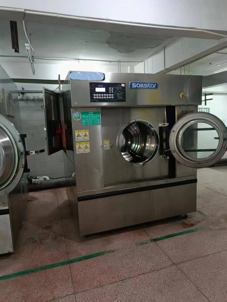 甩卖精品上海航星100公斤洗衣机2台