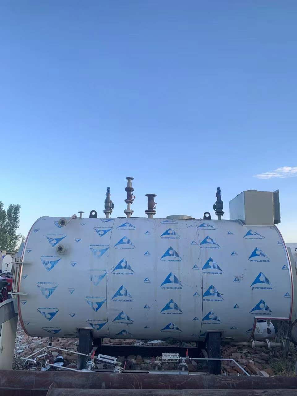 出售1.5吨低氮三十毫克燃气蒸汽锅炉