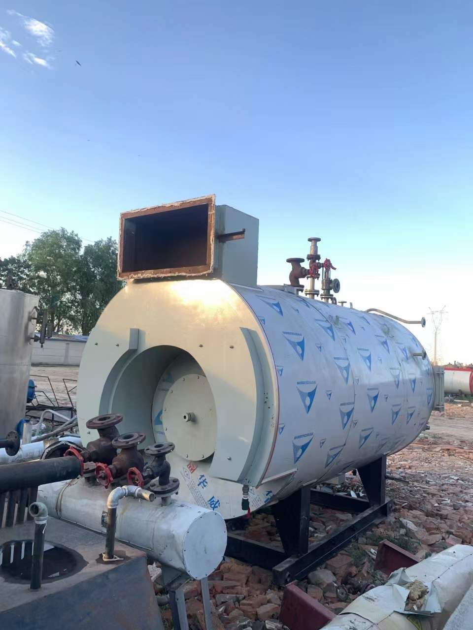 出售1.5吨低氮三十毫克燃气蒸汽锅炉