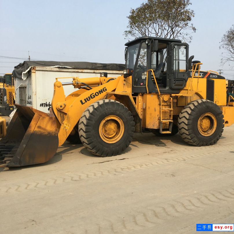 舊50鏟車(chē)本地急轉(zhuǎn)讓價(jià)格