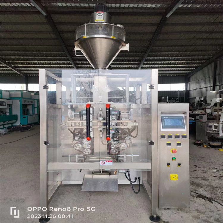 出售二手520型颗粒壮多头秤称重立式背封包装机4边烫螺杆立式背封包装机