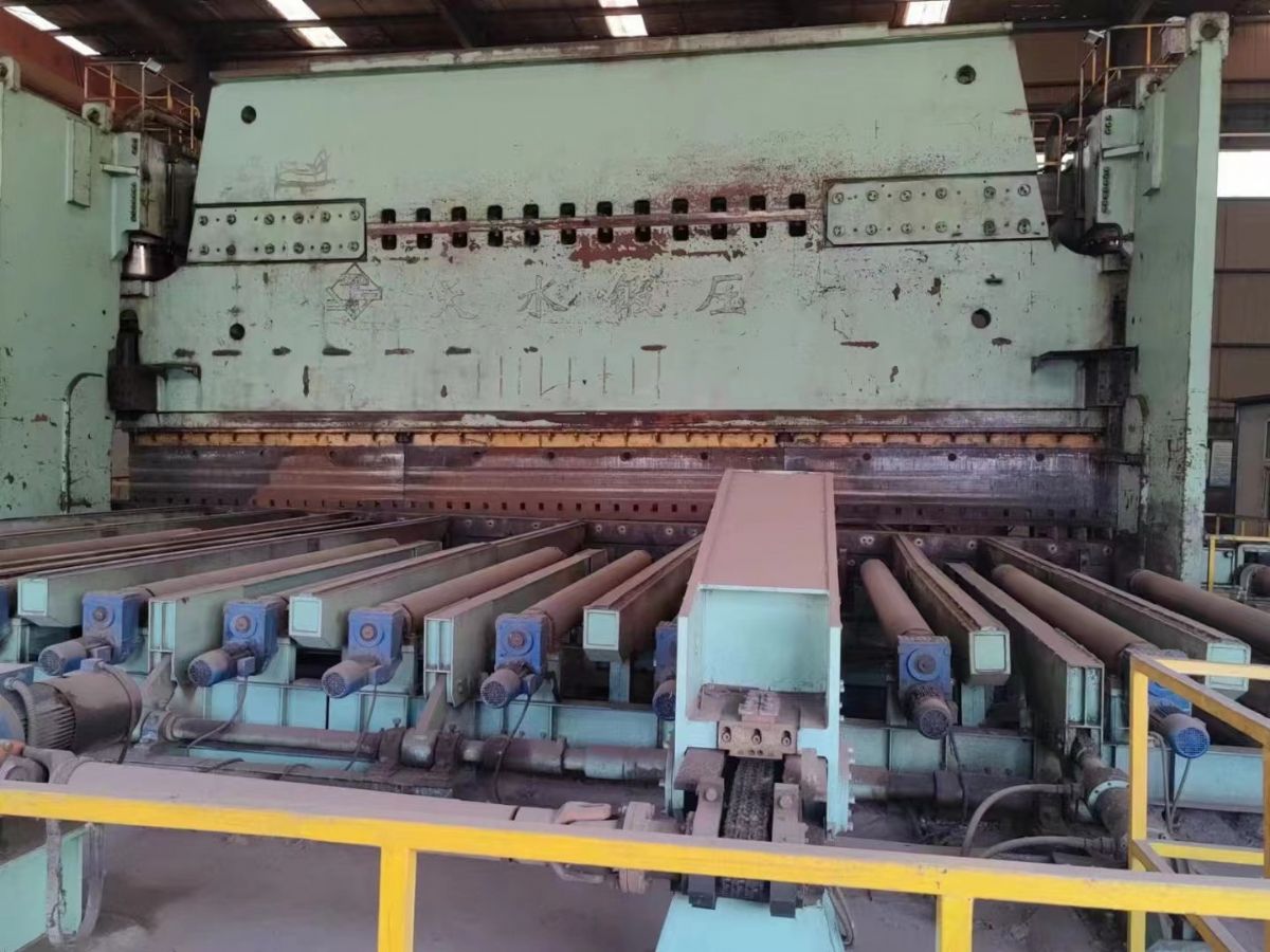 出售2000吨13米，直缝焊管成型机