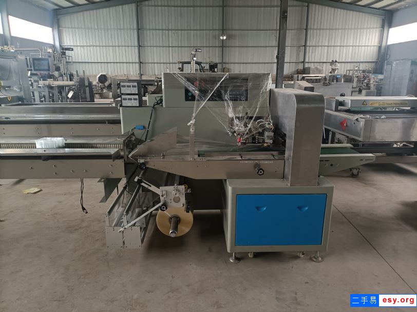 出售二手香肠真空包装机620蔬菜枕式包装机粉剂自动包装机