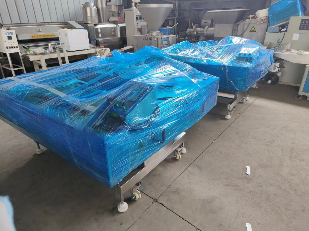 出售二手1100型双封条滚动式包装机连续式滚动式包装机食品真空包装机