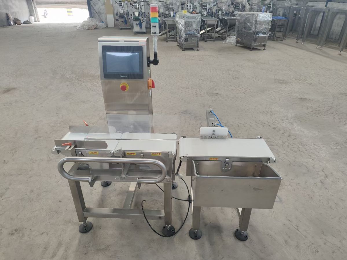 厂里转让一批全新称重分练机  全自动贴标机 全自动多头称包装机