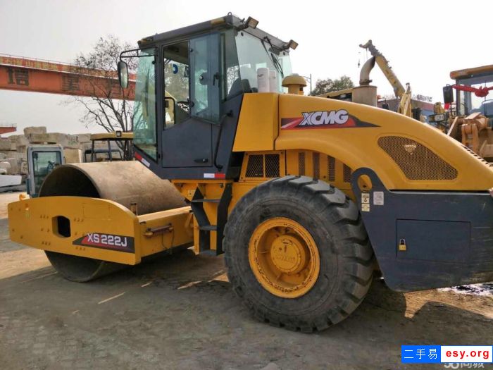 四平个人二手振动压路机