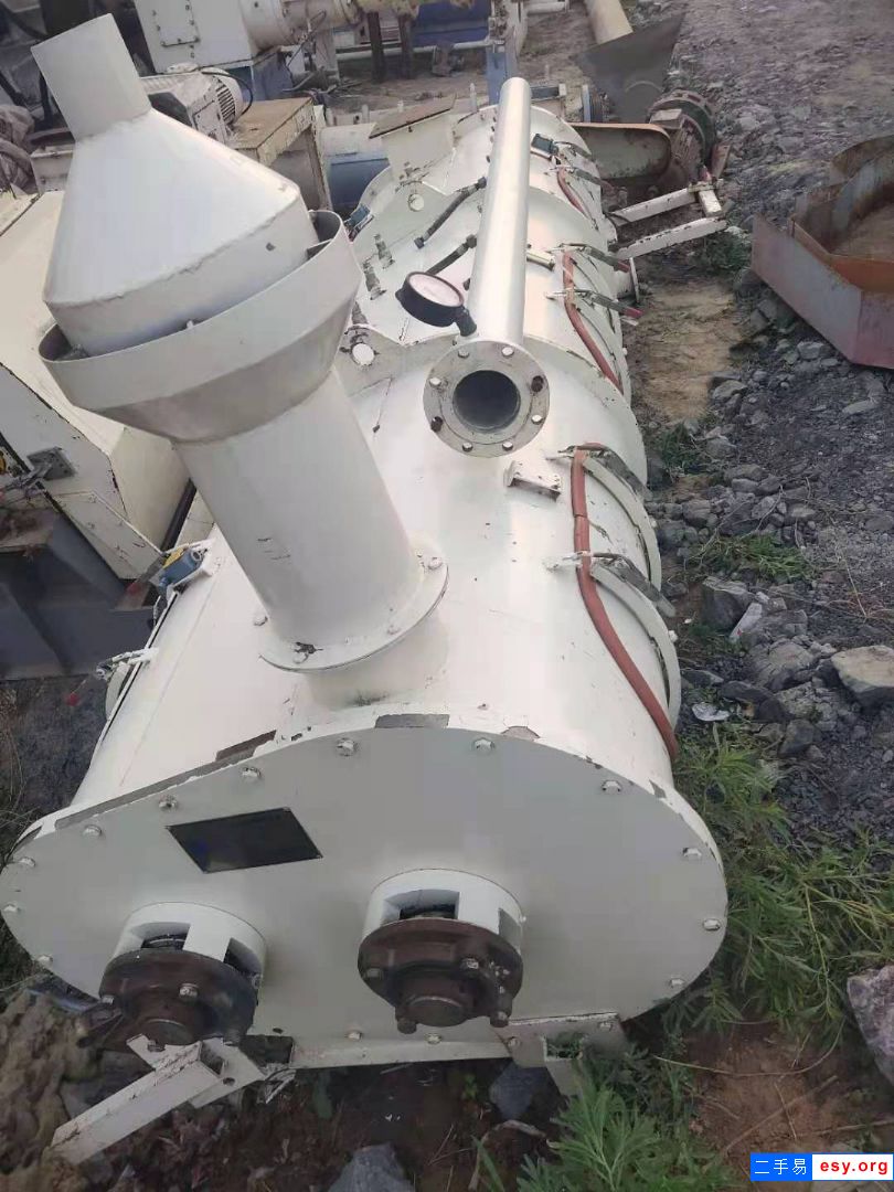 二手饲料设备、出售不锈钢差速器、不锈钢调制器等