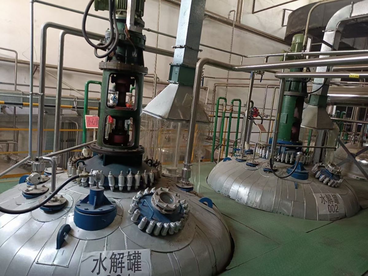 工厂转让医药中间体生产设备 大批量制药设备 反应釜 蒸馏塔