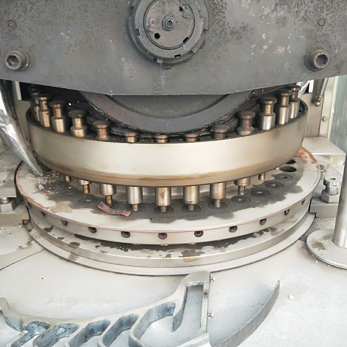 低价处理一批压片机 规格齐全 价格便宜