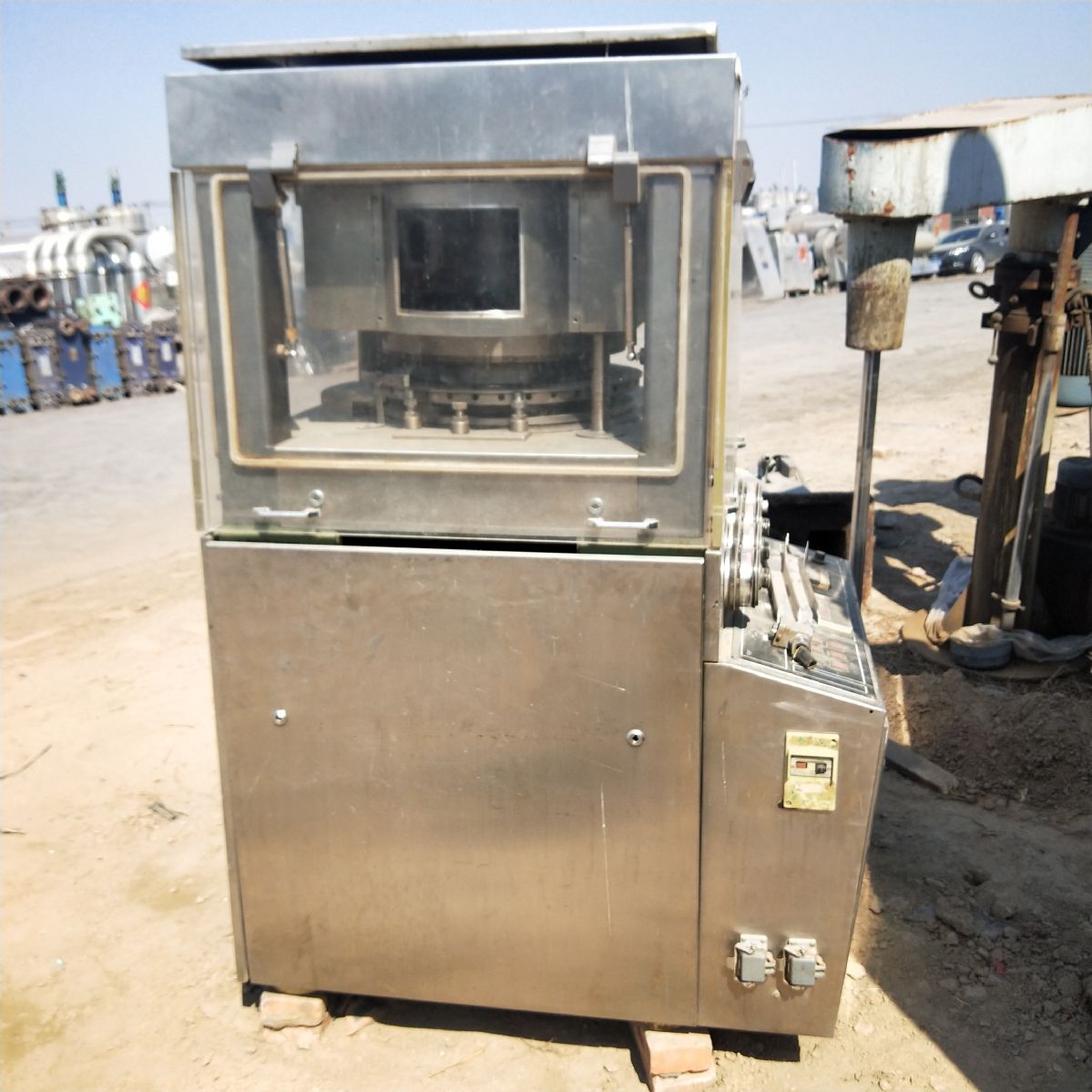 低价处理一批压片机 规格齐全 价格便宜