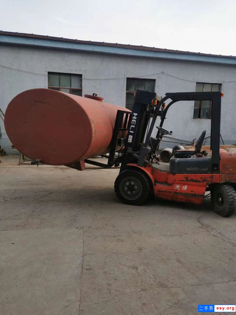 出售二手铁罐 20立方立式碳钢储罐