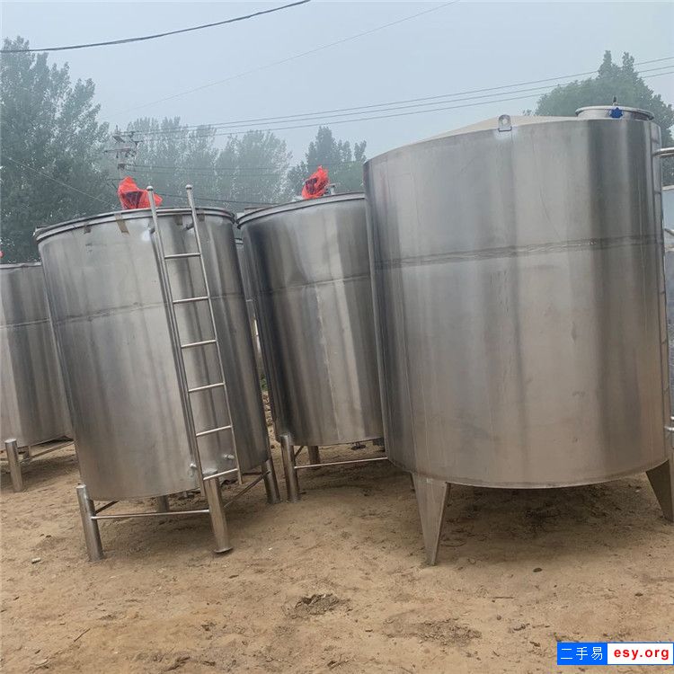 转让二手不锈钢立式储罐 10立方304材质储酒罐