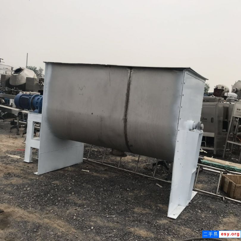 转让五台不锈钢螺带混合机 容积5000升