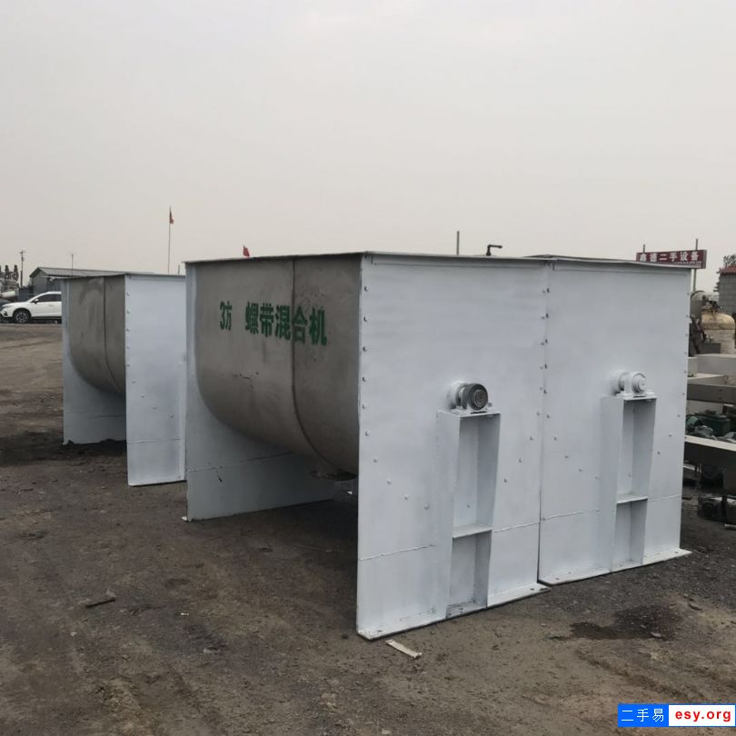 转让五台不锈钢螺带混合机 容积5000升