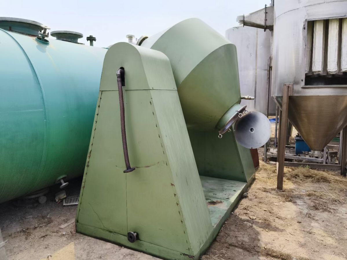 转让二手双锥干燥机 一台容积1500升外碳钢不锈钢双锥干燥机