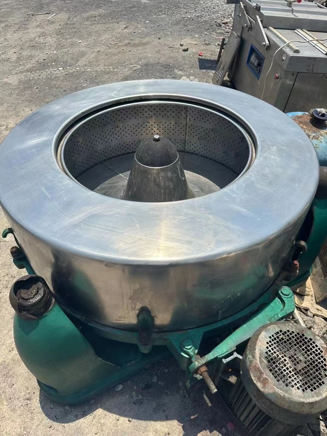 转让二手三足脱水机 两台直径1000型三足脱水离心机