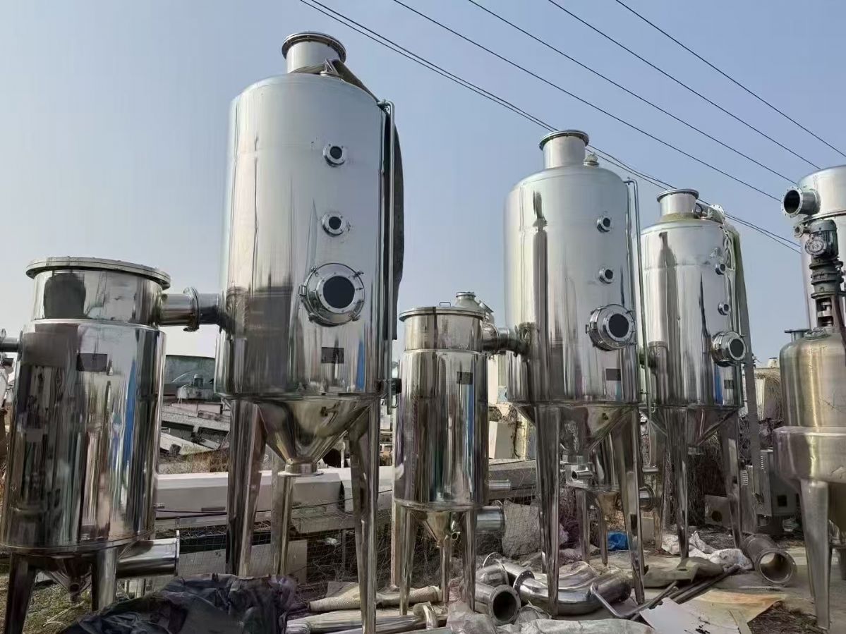 转让二手浓缩蒸发器 一套三效3000升节能浓缩蒸发器