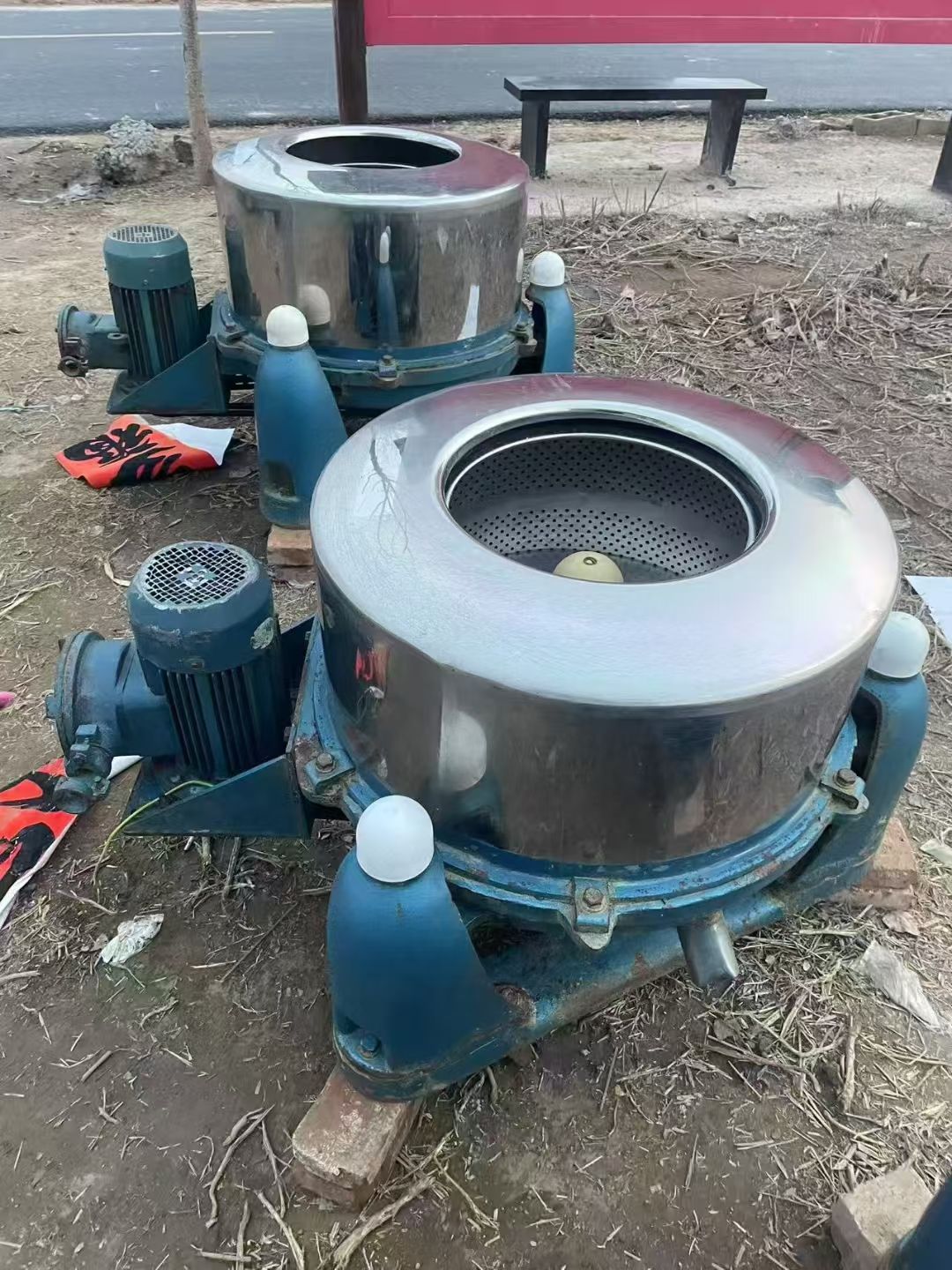 转让二手三足离心机 四台直径600型赛德力产三足式脱水离心机