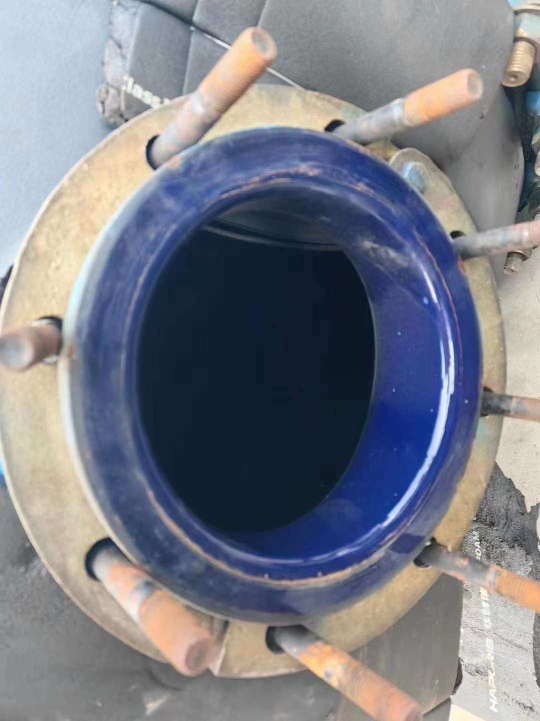 转让二手薄膜蒸发器 一台8平方搪瓷薄膜刮板蒸发器