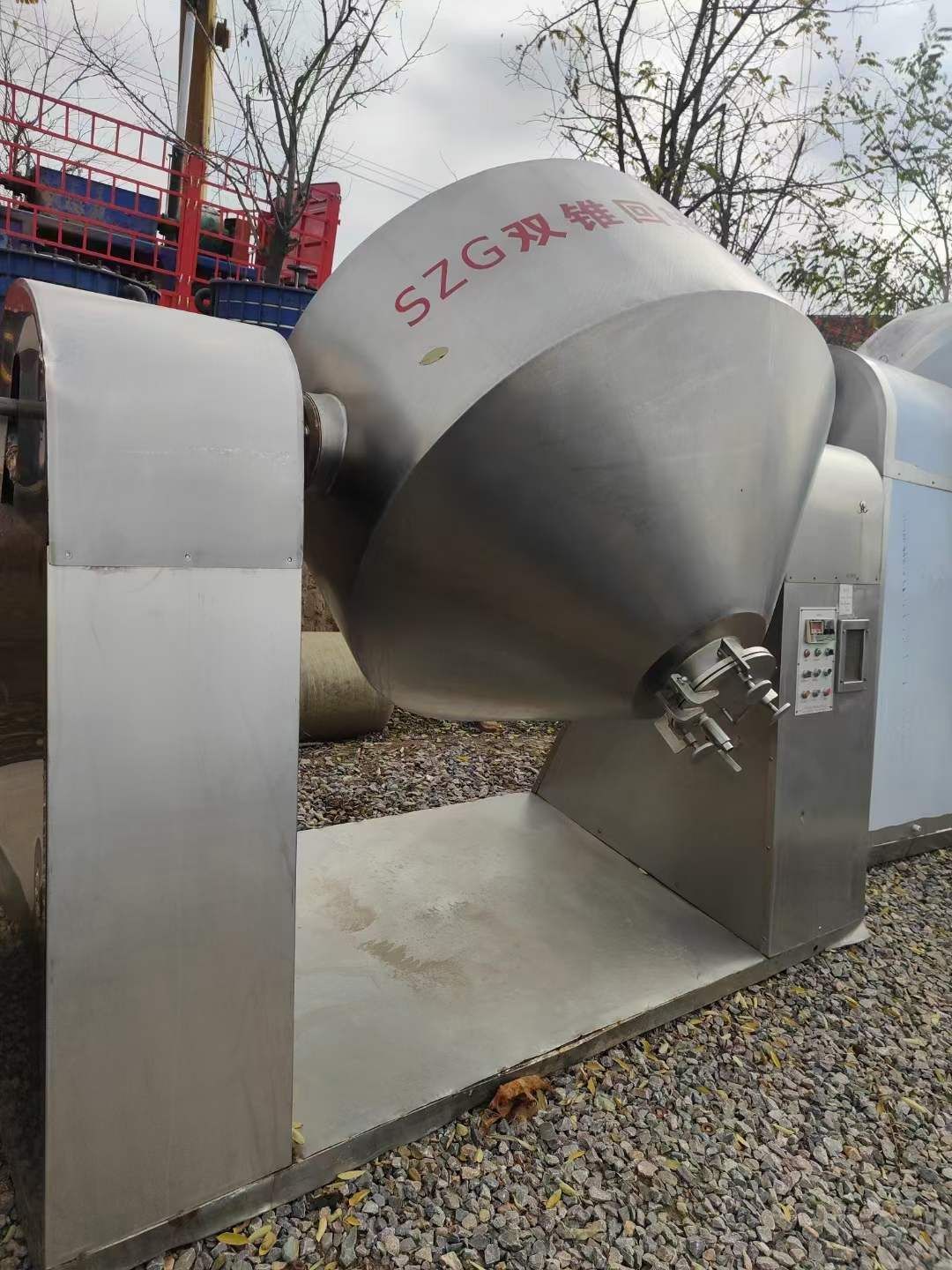 转让二手双锥干燥机 两台1000L不锈钢双锥干燥机