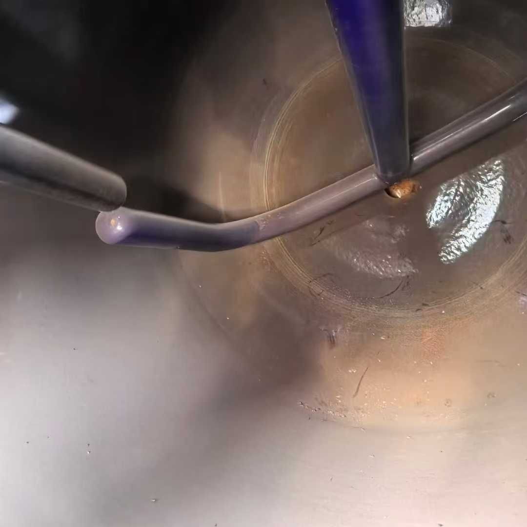 转让二手搪瓷反应釜 一台容积1000升江苏杨阳产搪瓷反应釜