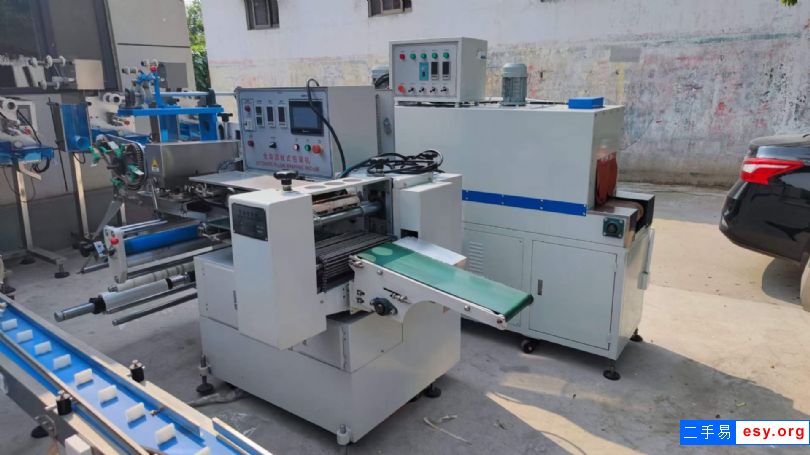 转让二手餐具包装机 一台590型下走膜枕式包装机