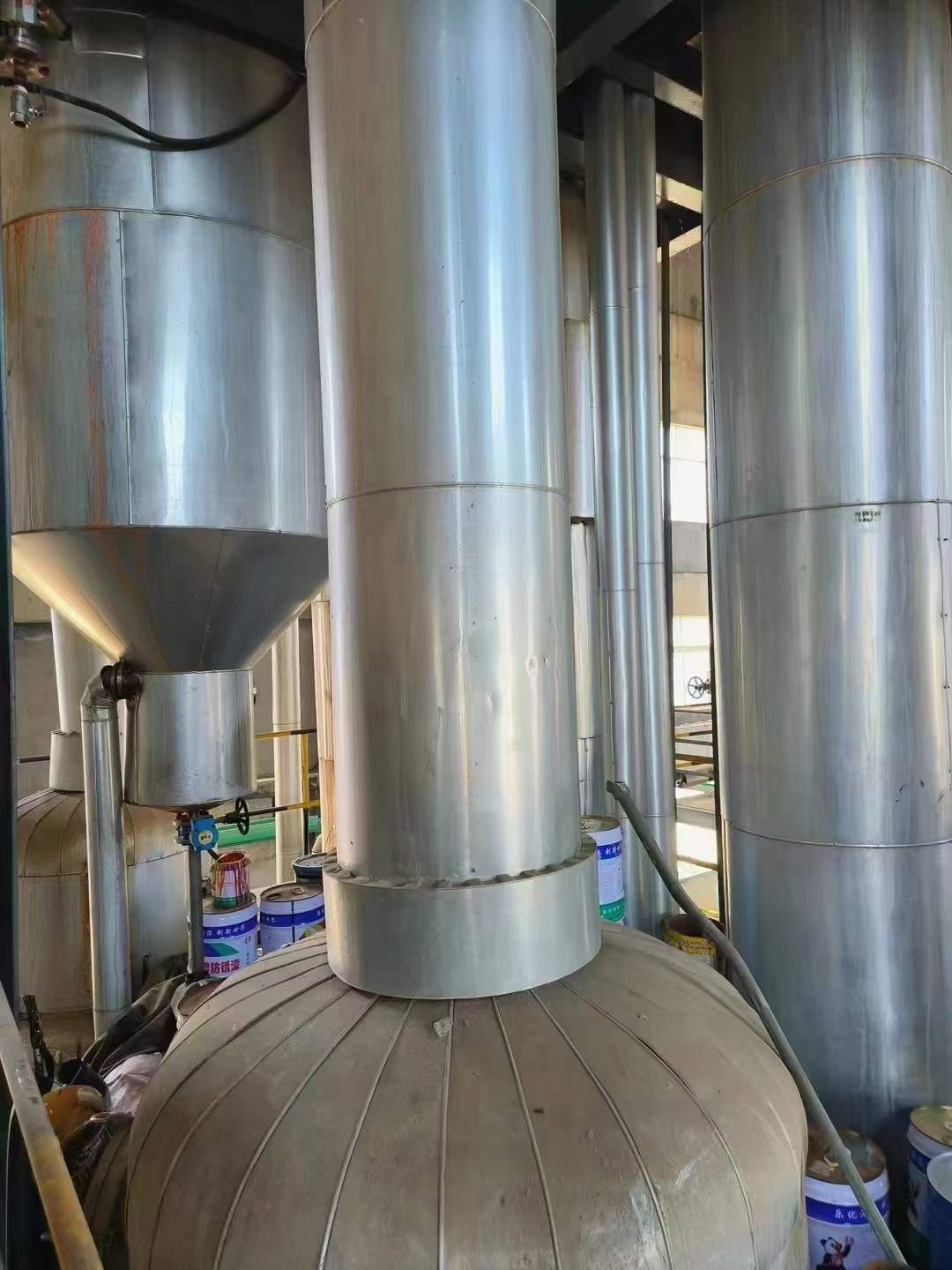 转让二手蒸发器 一套三效五吨强制循环蒸发器加热面积318平方