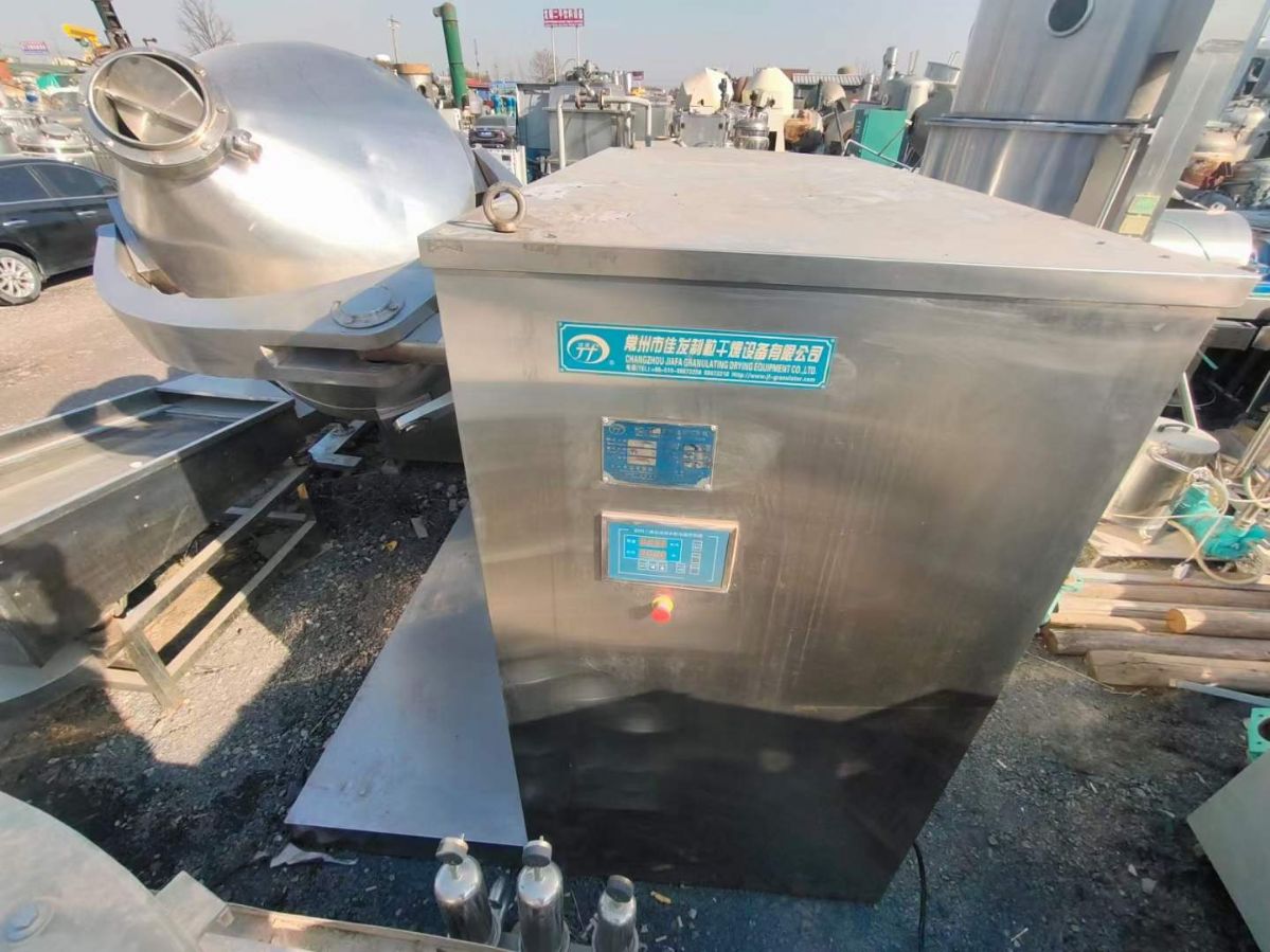 转让二手三维混合机 一台容积1200L三维多项运动混合机