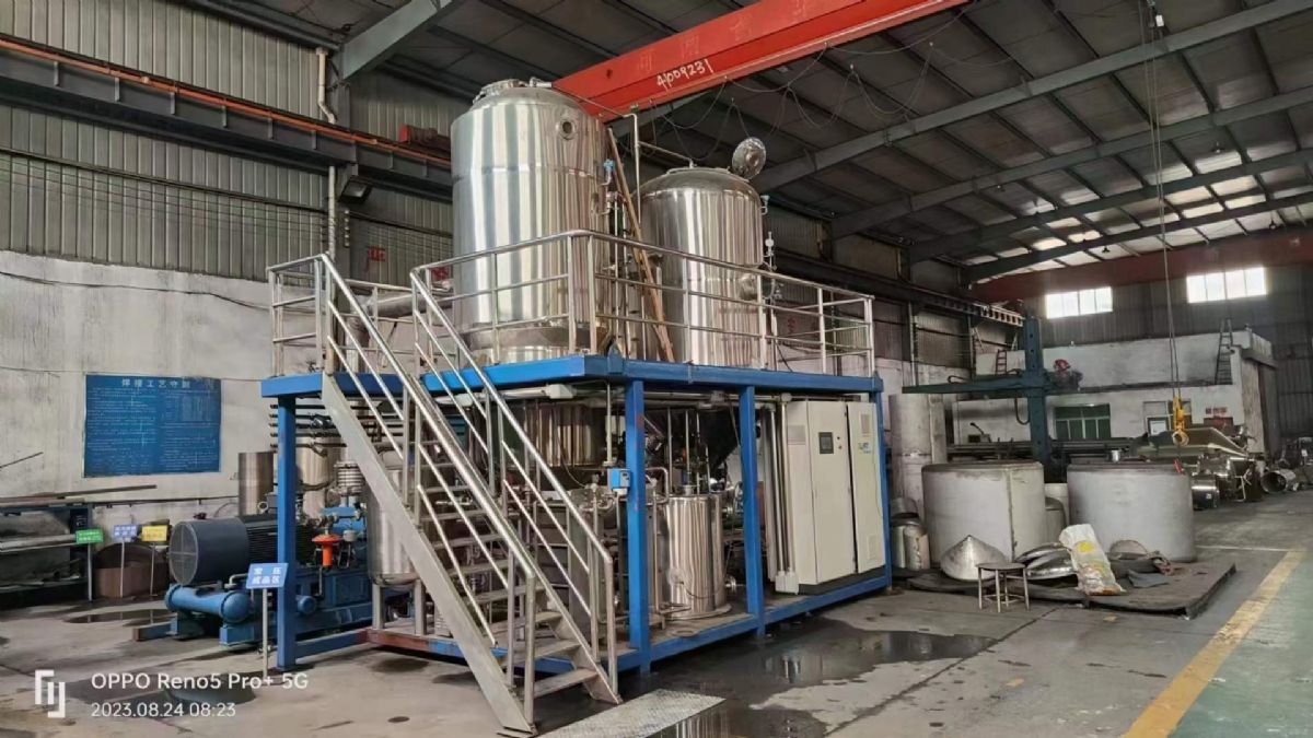 转让二手钛材蒸发器 一套蒸发量三吨钛材MVR蒸发器