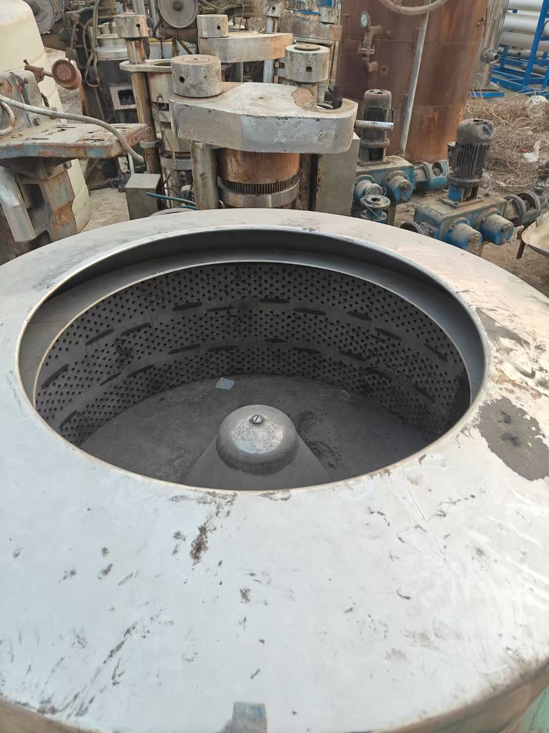 转让二手三足离心机 一台直径1米牡丹产三足脱水离心机