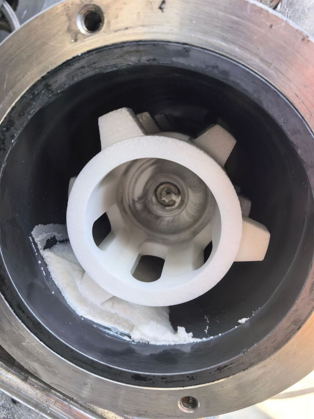 转让二手陶瓷砂磨机 一台容积1升广东琅菱产全陶瓷纳米砂磨机