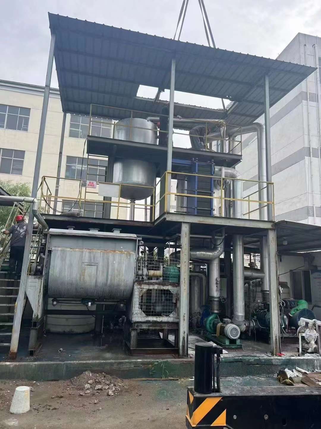 转让二手卧式蒸发器 一套蒸发量一吨MVR蒸发器