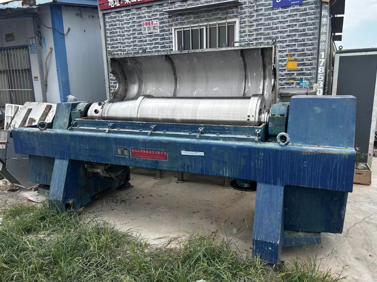 转让二手卧螺离心机 一台430型浙江三力产沉降卧螺离心机