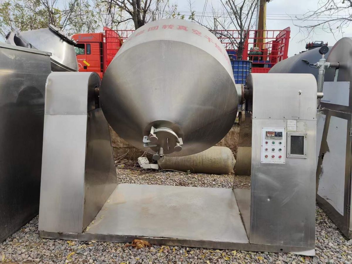 转让二手双锥干燥机 两台1000L不锈钢双锥干燥机