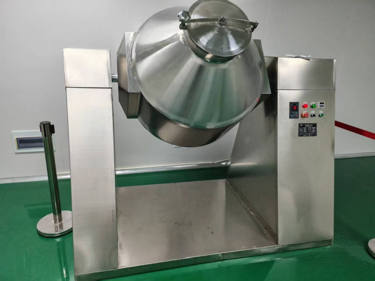 转让二手双锥混合机 一台容积500升制药级抛光双锥混合机