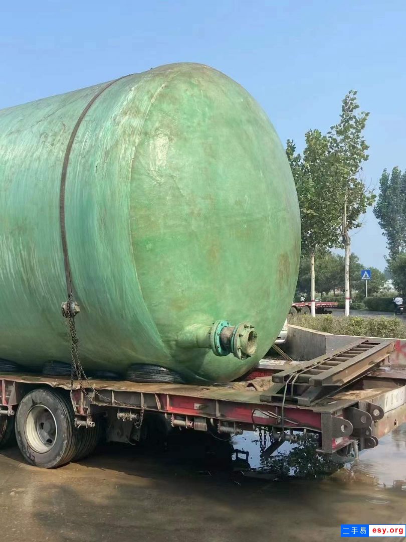 转让二手盐酸储罐 一台120立方卧式玻璃钢罐