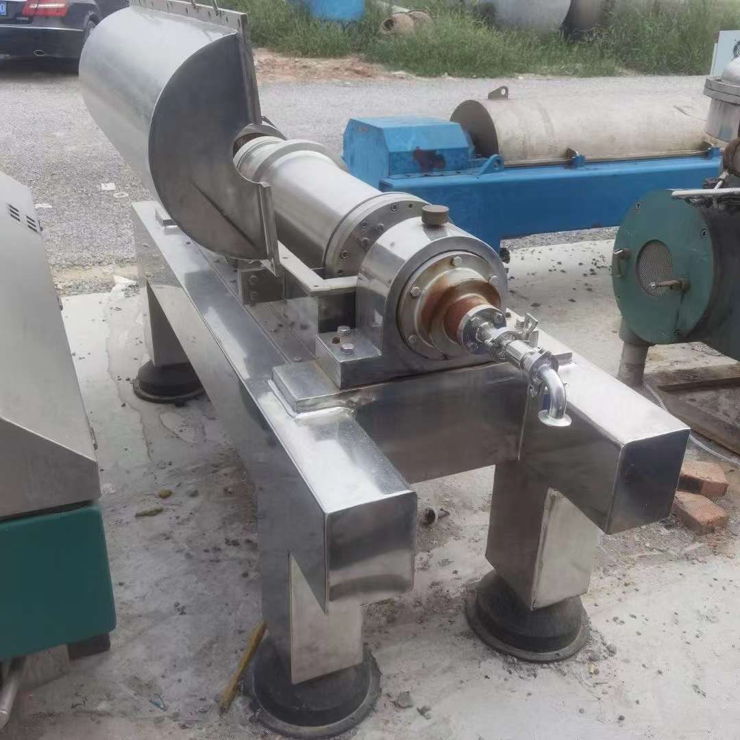 转让二手卧螺离心机 一台220型三相卧螺离心机