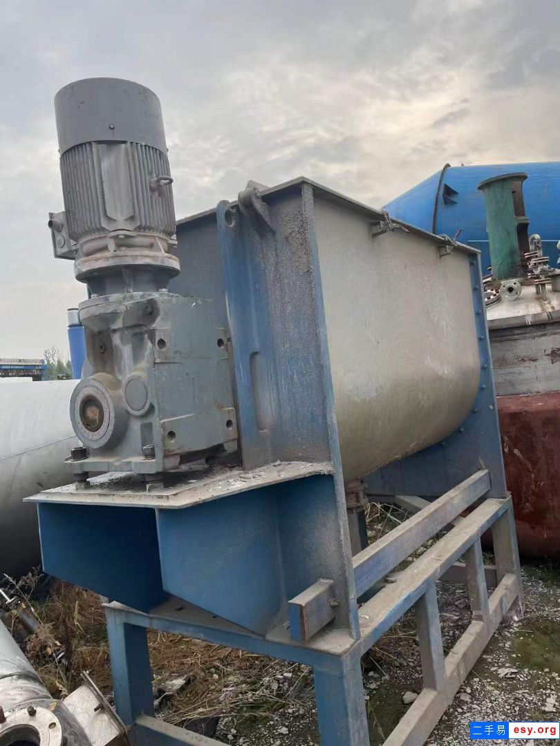 出售二手卧式混合机 一台2立方重型螺带混合机