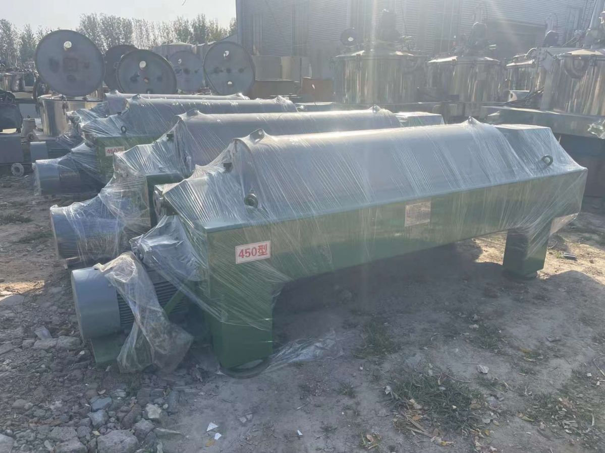 转让二手卧螺离心机 五台450型卧螺螺旋沉降离心机