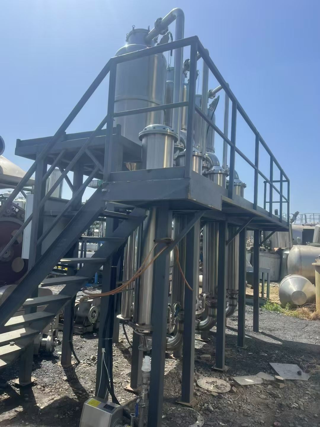 转让二手强制循环蒸发器 一套容积500升三效强制循环蒸发器