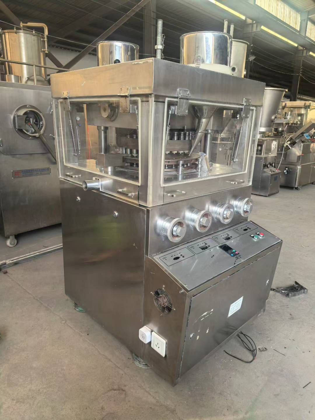 转让二手旋转压片机 一台ZP-31冲旋转式压片机