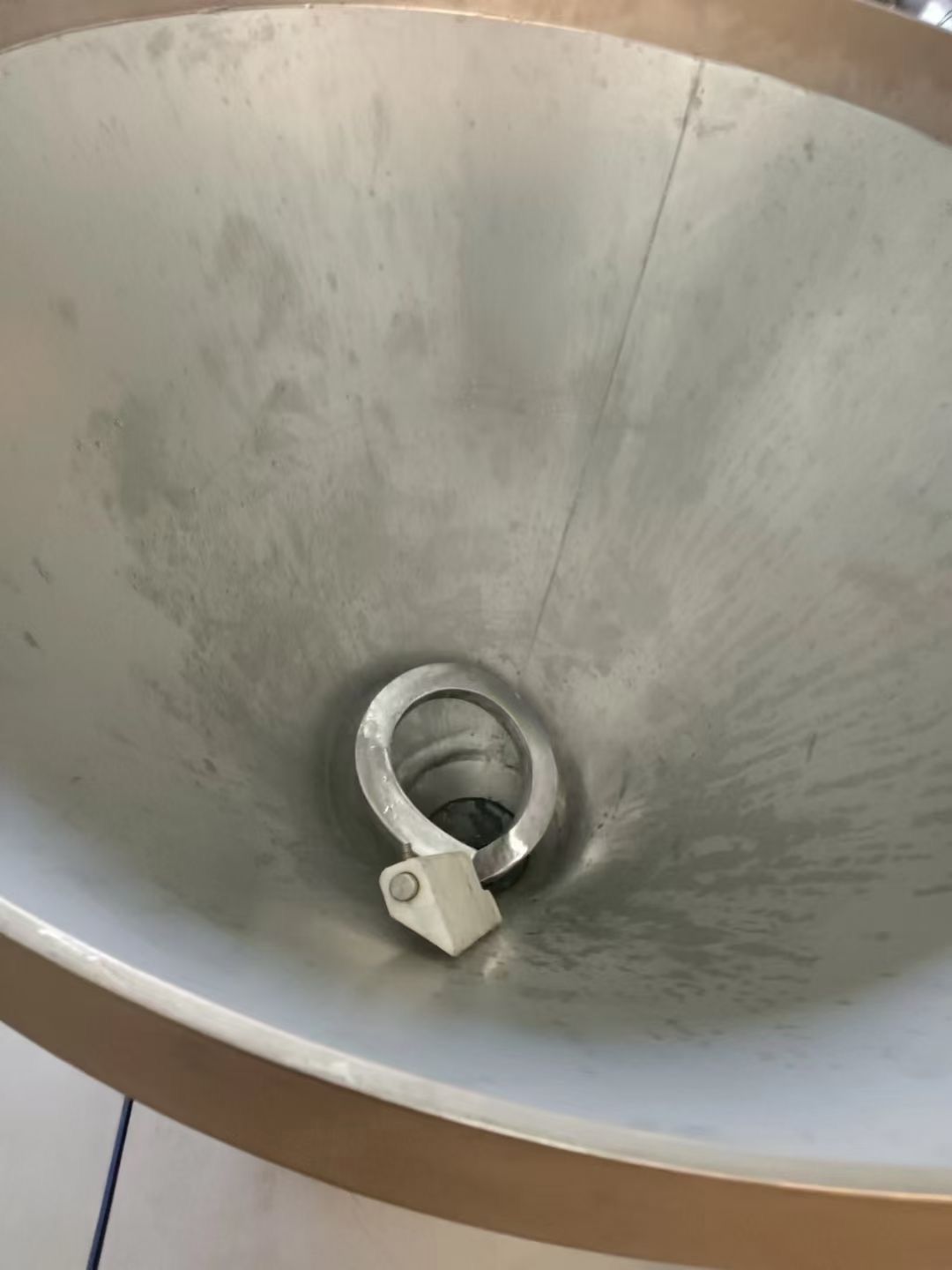 转让二手真空灌肠机 一台3500型晓进产带扭结真空定量灌肠机