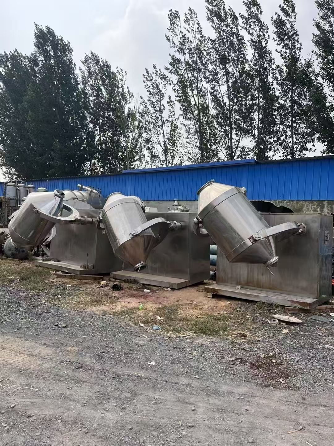 转让二手三维混合机 三台容积1000升江苏瑰宝产三维运动混合机