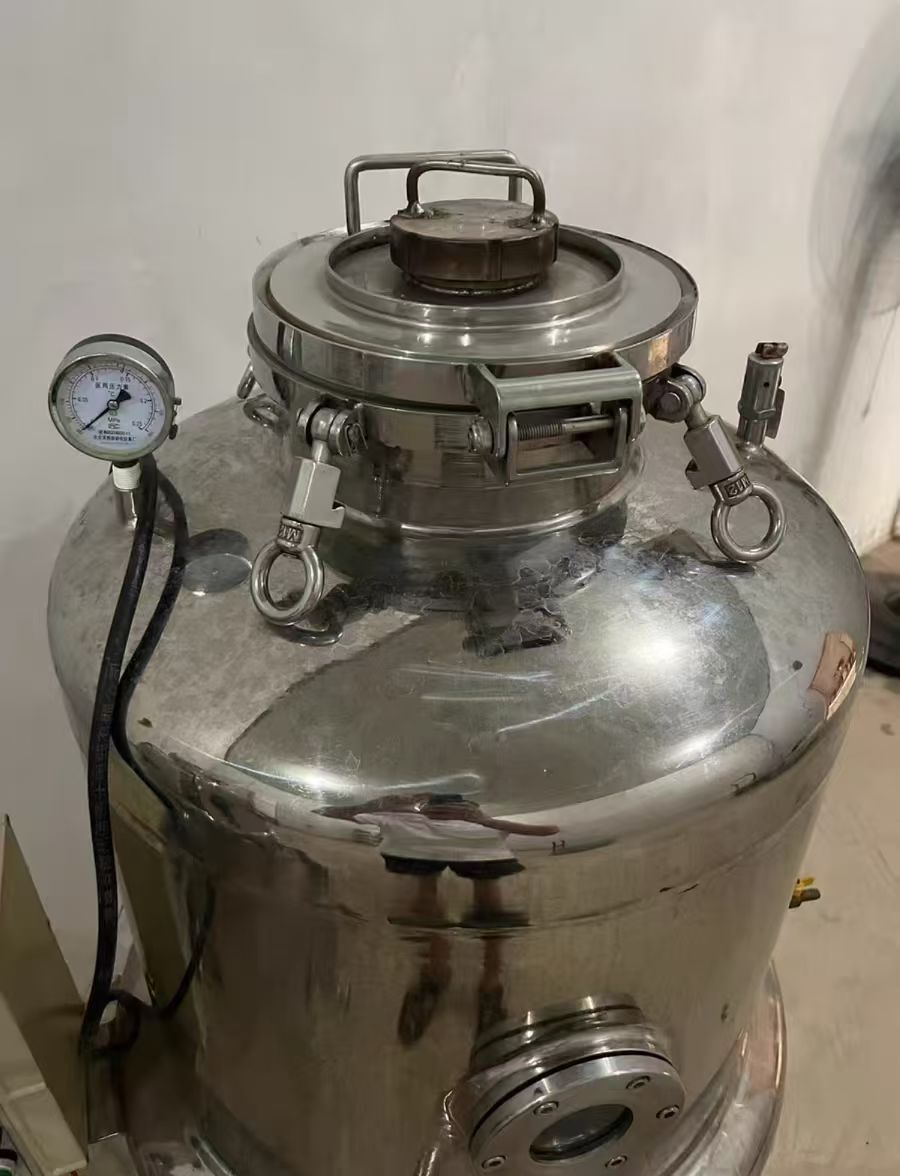 转让二手菌种发酵罐 两台容积150升食品级抛光菌种发酵罐