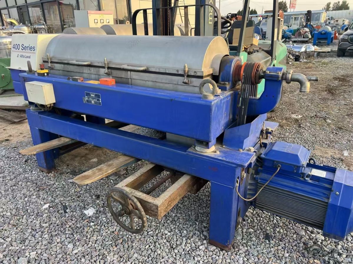 转让二手卧螺离心机 一台德阿法拉伐产360型卧螺沉降离心机