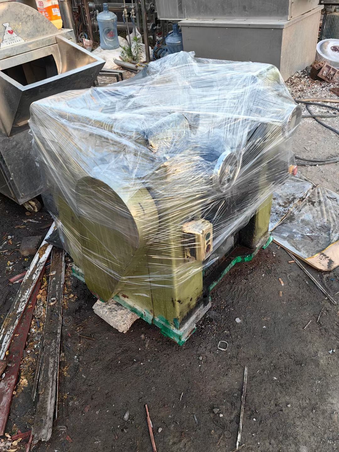 转让二手三辊研磨机 一台150型常州产三辊研磨机